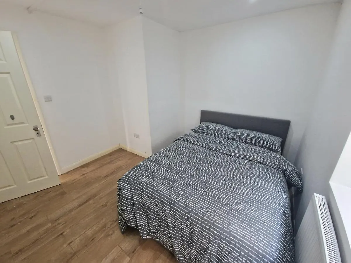 Mile End Budget Guesthouse London 0*,  United Kingdom